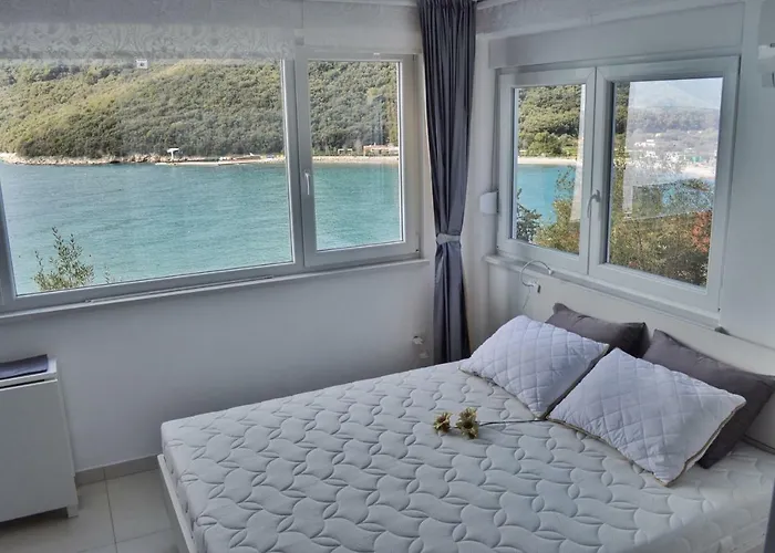 Studio Apartment More