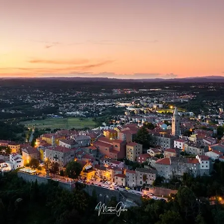 Appartement Studio Apartment More