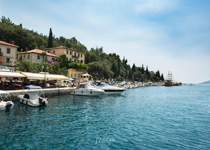 아파트 Studio Apartment More *